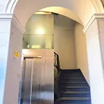 Apartamento To - House