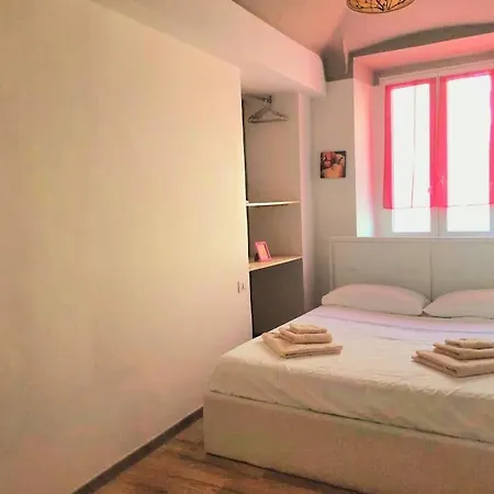Апартаменты To - House *