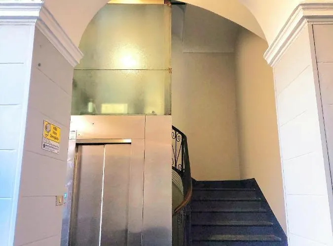 Apartament To - House