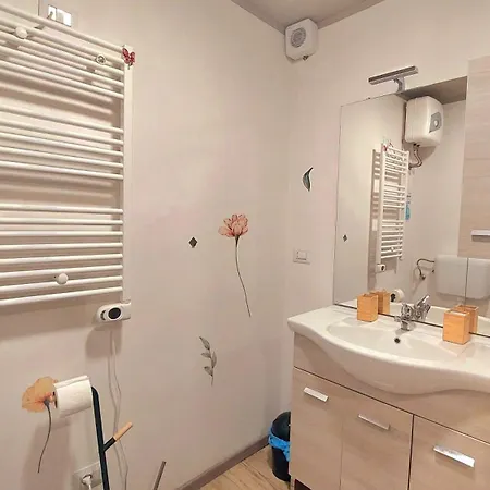 To - House * Τορίνο